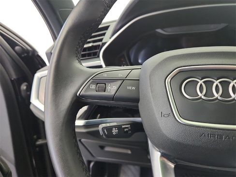 Used 2023 Audi Q3 2.0T Premium Plus image 40