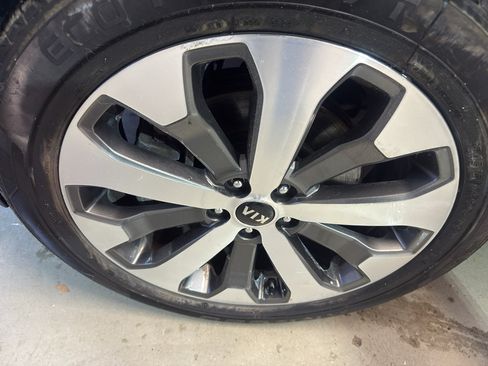 Used 2021 Kia Telluride S AWD/4WD image 33
