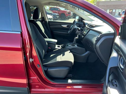 Used 2022 Nissan Rogue Sport S AWD/4WD image 29