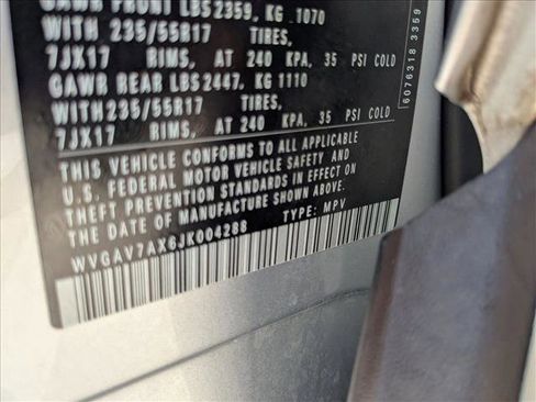 Used 2018 Volkswagen Tiguan Limited w/ Premium Package image 26