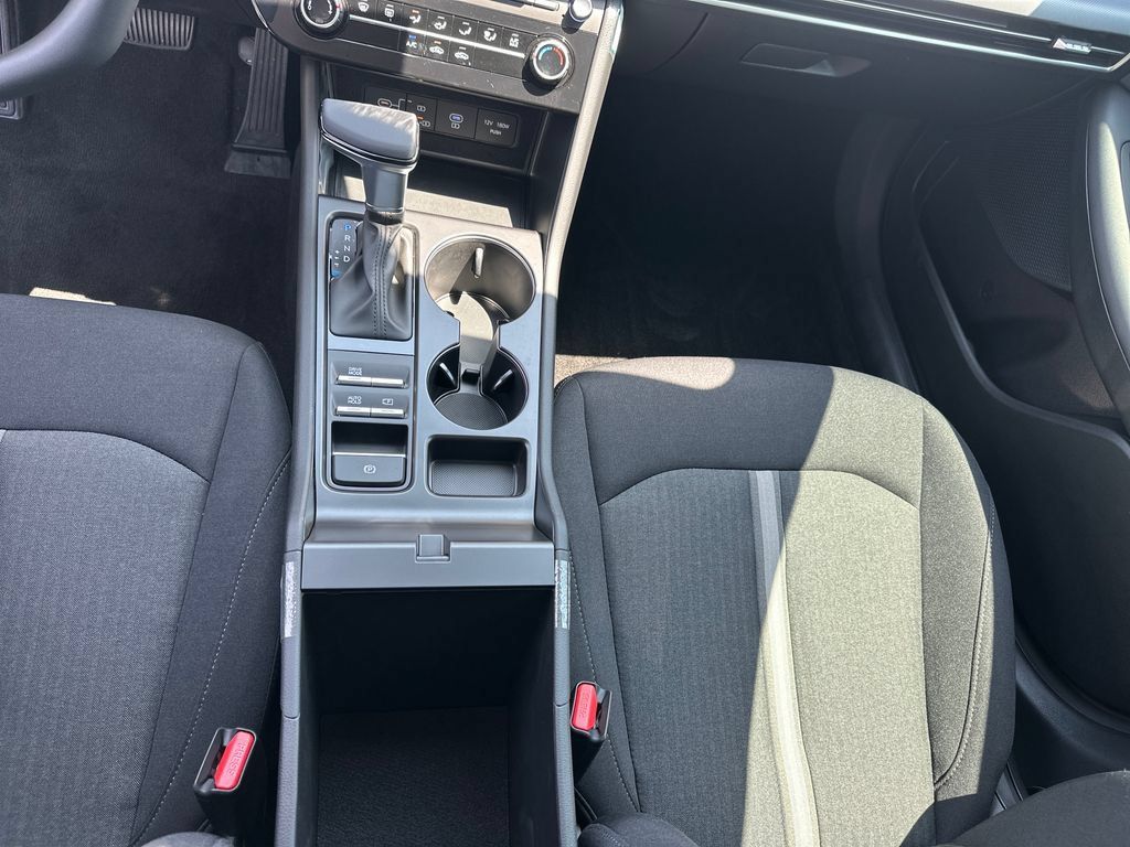 New 2026 Hyundai Sonata SE FWD image 17