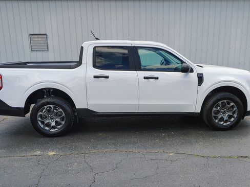Used 2022 Ford Maverick XLT FWD image 3