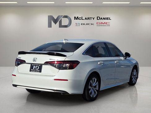 Used 2025 Honda Civic LX image 5