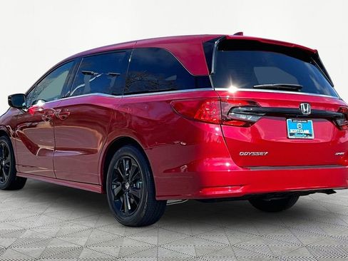 Used 2023 Honda Odyssey Sport image 5