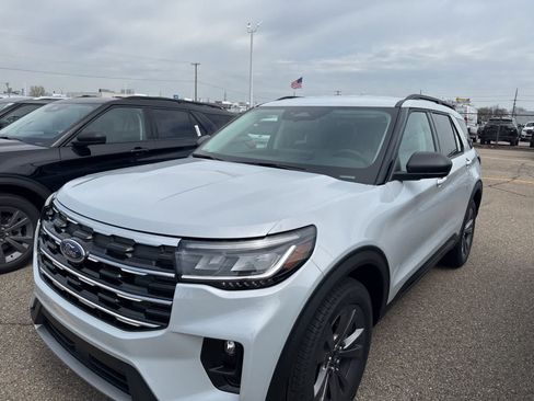 New 2026 Ford Explorer Active w/ Active Comfort Package AWD/4WD image 27
