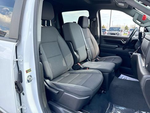 Used 2024 Chevrolet Silverado 2500 LT AWD/4WD image 25