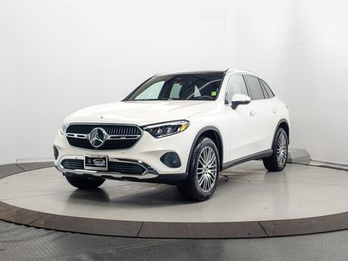 Certified 2026 Mercedes-Benz GLC 300 4MATIC image 3