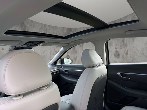 Used 2020 Hyundai Sonata SEL w/ Premium + Sunroof Package FWD image 15