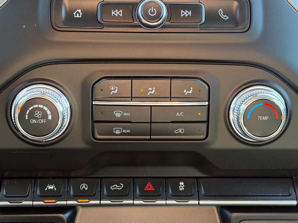 Used 2023 GMC Sierra 1500 Pro w/ Pro Value Package AWD/4WD image 11