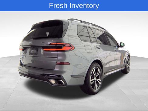 Certified 2026 BMW X7 xDrive40i w/ M Sport Package AWD/4WD image 5
