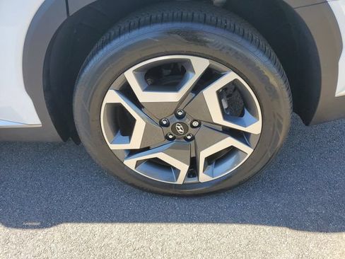 Used 2024 Hyundai Palisade Limited AWD/4WD image 11
