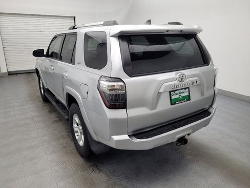 Used 2020 Toyota 4Runner SR5 Premium image 5