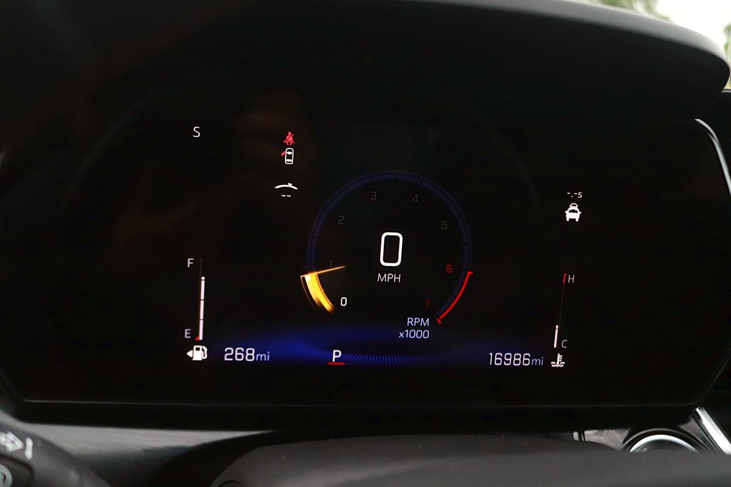 Used 2025 Chevrolet Trax RS w/ Sunroof Package FWD image 19