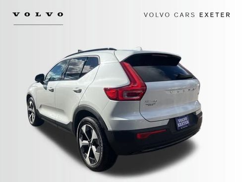 New 2026 Volvo XC40 B5 Plus w/ Protection Package Premier AWD/4WD image 5