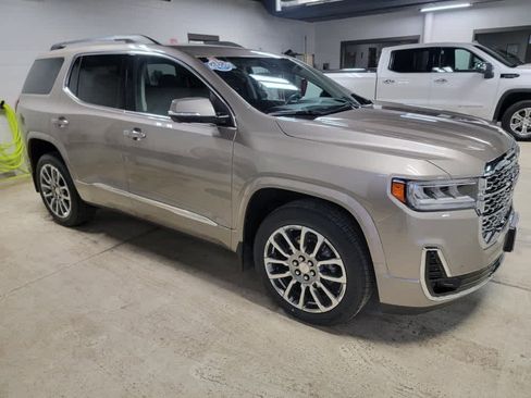 Certified 2023 GMC Acadia Denali w/ Denali Technology Package image 3
