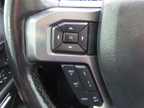 Used 2019 Ford Expedition Platinum AWD/4WD image 26