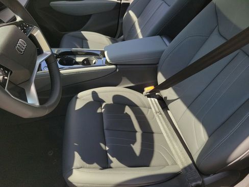 New 2026 Audi Q3 quattro 2.0T image 17