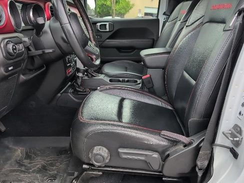 Used 2020 Jeep Gladiator Rubicon AWD/4WD image 6