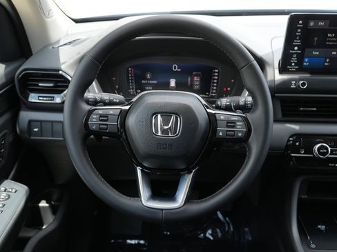 New 2026 Honda Pilot Touring image 23