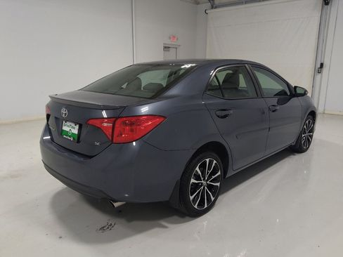 Used 2017 Toyota Corolla SE image 9