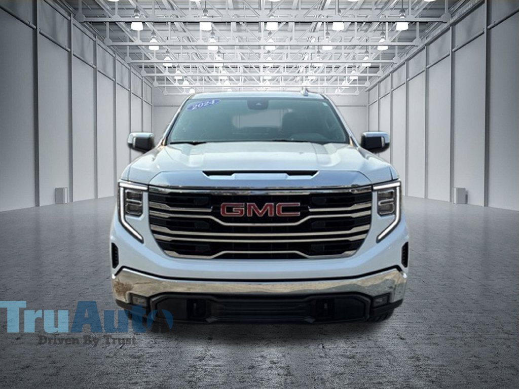 Used 2024 GMC Sierra 1500 SLT RWD image 2