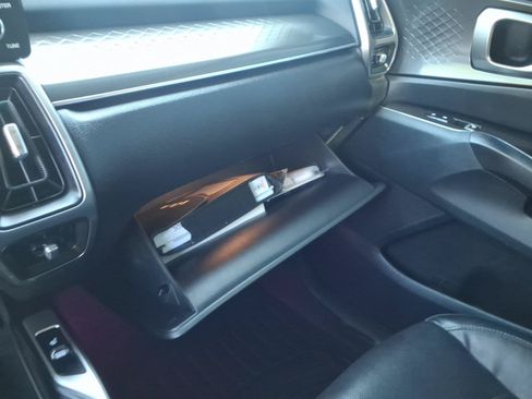 Used 2023 Kia Sorento S w/ Panoramic Sunroof Package FWD image 32