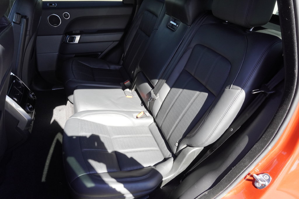 Used 2019 Land Rover Range Rover Sport HSE Dynamic AWD/4WD image 30