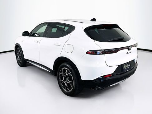 Used 2024 Alfa Romeo Tonale Ti AWD/4WD image 5