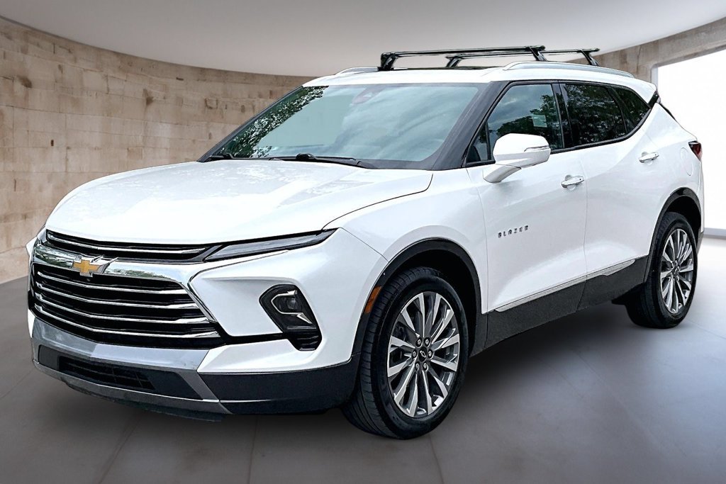 Used 2023 Chevrolet Blazer Premier w/ Driver Confidence II Package AWD/4WD image 13