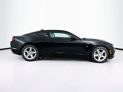 Used 2023 Chevrolet Camaro LT RWD image 10