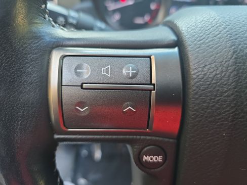 Used 2014 Lexus GX 460 Luxury w/ Preferred Accessory Package AWD/4WD image 17