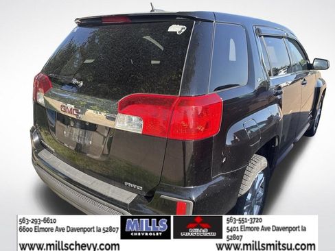 Used 2017 GMC Terrain SLE AWD/4WD image 3