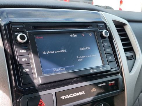 Used 2015 Toyota Tacoma 4x4 Access Cab V6 w/ SR5 Package image 20