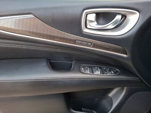 Used 2019 INFINITI QX60 Luxe w/ Essential Package AWD/4WD image 12