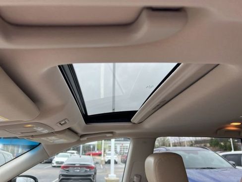 Used 2014 Nissan Pathfinder Platinum w/ Platinum Premium Package image 28