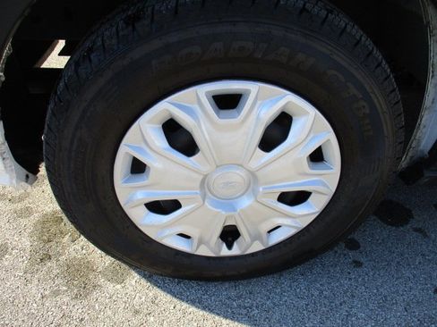 Used 2022 Ford Transit 350 XLT image 21