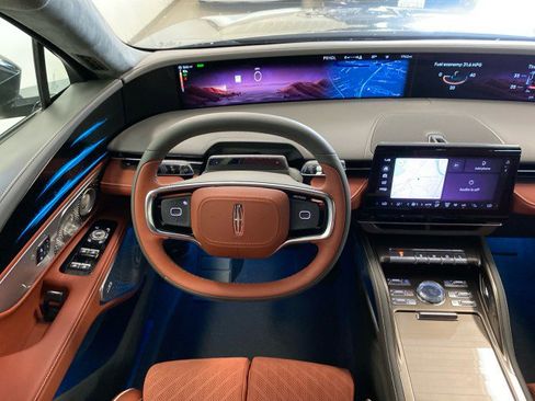 New 2025 Lincoln Nautilus Black Label AWD/4WD image 11