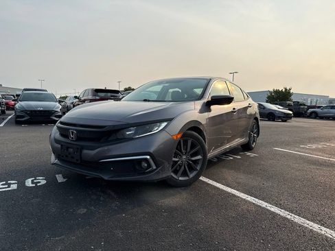 Used 2020 Honda Civic EX image 1