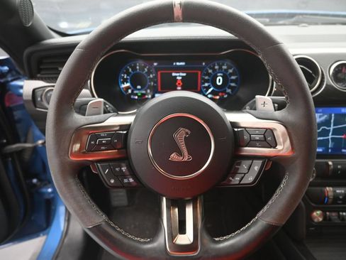 Used 2020 Ford Mustang Shelby GT500 w/ Carbon Fiber Track Pack RWD image 7