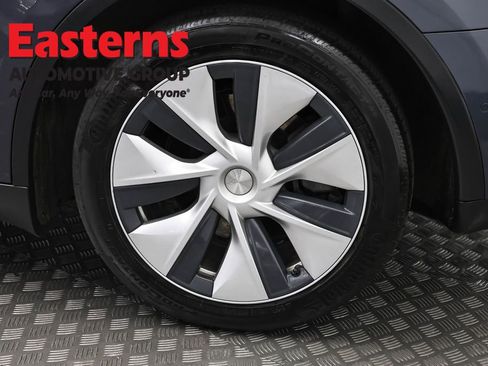 Used 2020 Tesla Model Y Long Range AWD/4WD image 26