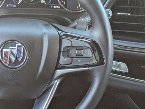 Used 2022 Buick Enclave Avenir w/ Avenir Technology Package image 21