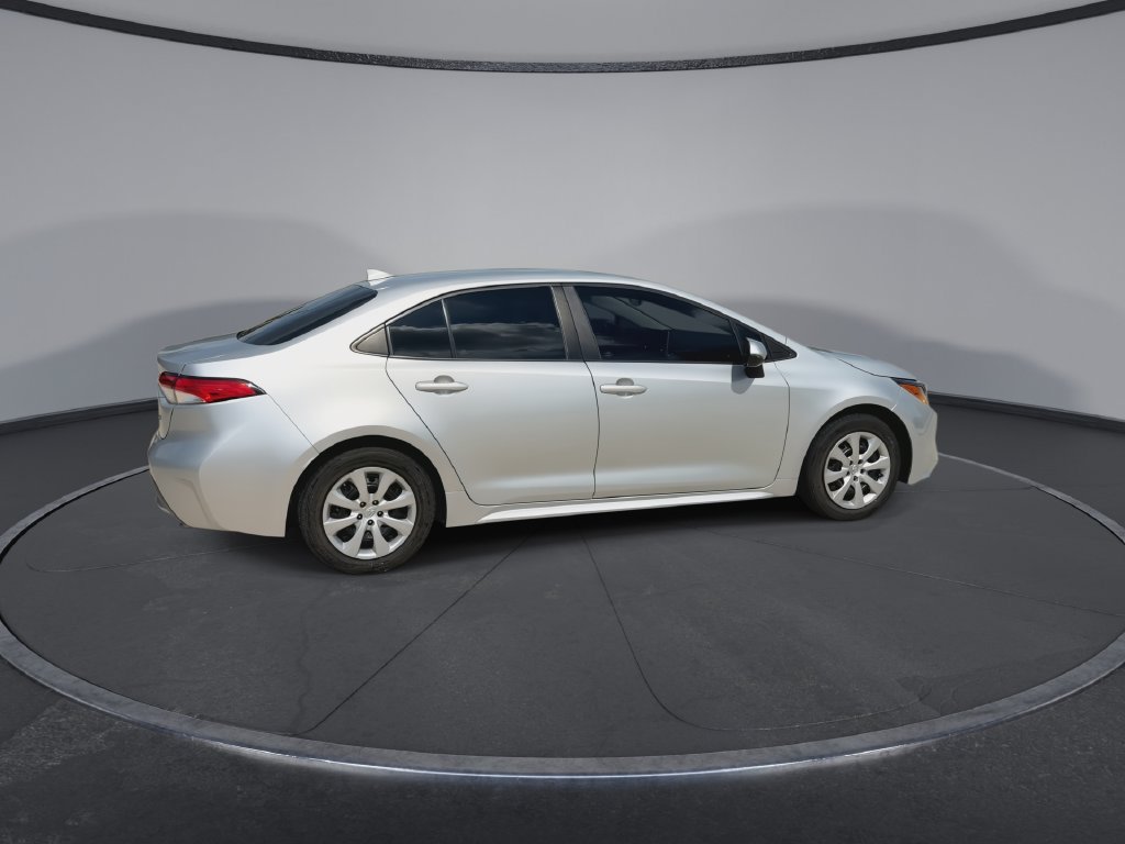 Used 2020 Toyota Corolla LE FWD image 9