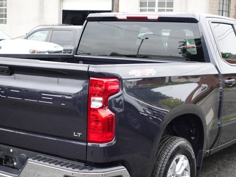 Used 2024 Chevrolet Silverado 1500 LT image 11