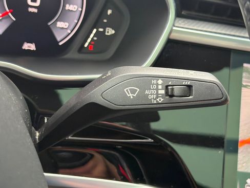 Used 2020 Audi Q3 2.0T Prestige w/ Prestige Package image 35