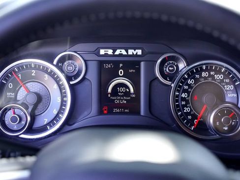 Used 2022 RAM 1500 Lone Star RWD image 12