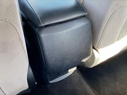 Used 2018 Ford Fusion S image 30