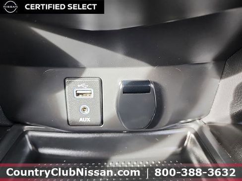 Certified 2017 Nissan Rogue SL image 15
