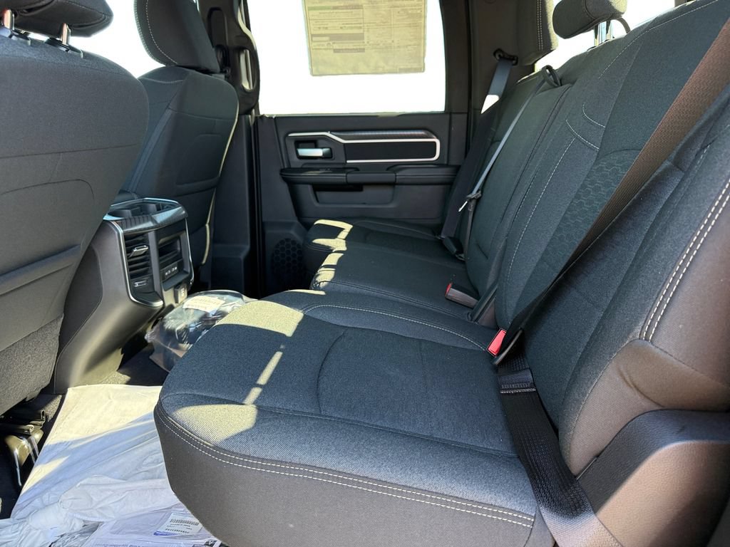 New 2026 RAM 3500 Big Horn AWD/4WD image 14