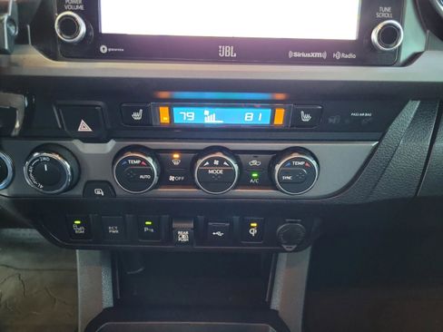 Used 2022 Toyota Tacoma TRD Pro image 7