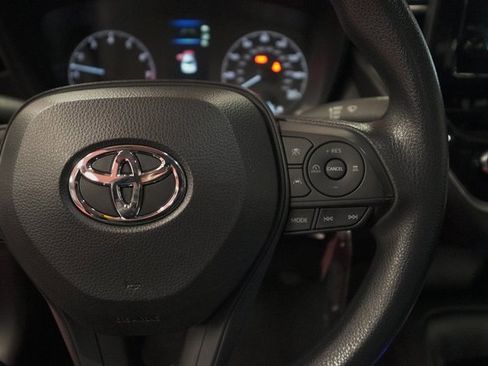 Certified 2023 Toyota Corolla LE image 25